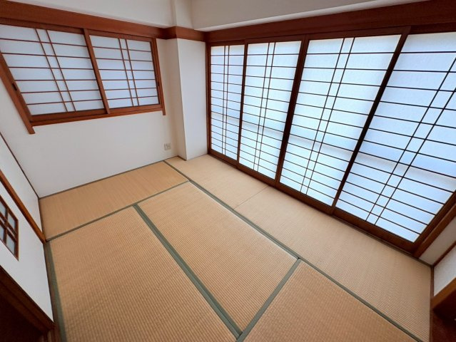 アイビスコートの和室