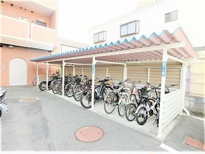 【その他共用部分】 | ライオンズマンション岡山医大南 | 駐輪場（フリー区画）　※2020年9月撮影