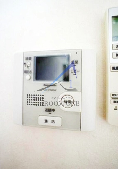 Ｙ’ｓ　ｆｌａｔ入谷のセキュリティ|モニター付きインターホンです。