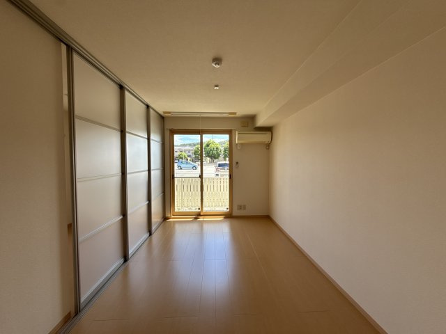 石がけ五番館の居間・リビング