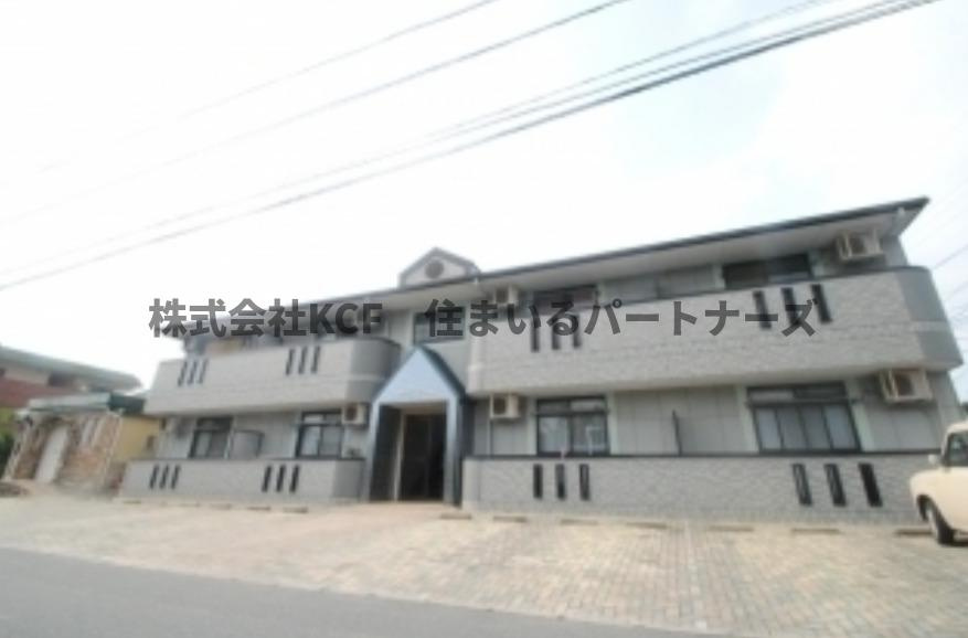 8LEAVESの外観|落ち着いた雰囲気の外観です