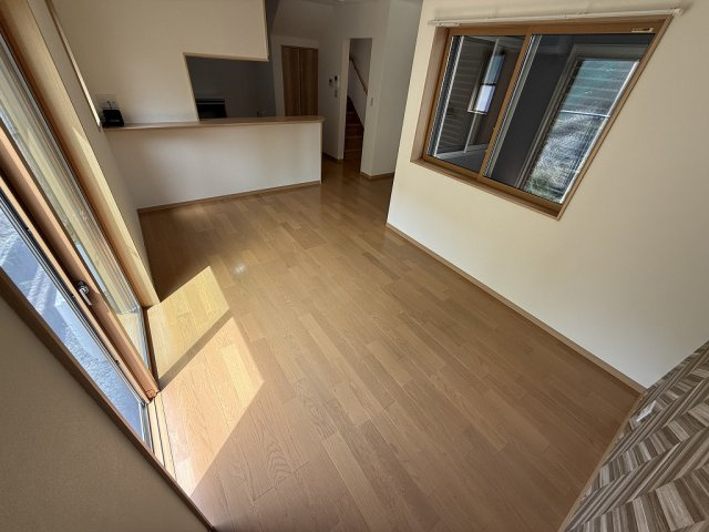 緑町2丁目中古戸建の居間・リビング