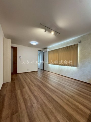 【居間・リビング】 | 東光町戸建借家