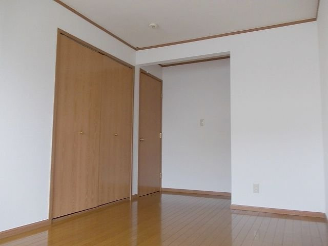 メゾン梅の郷Ａの居間・リビング
