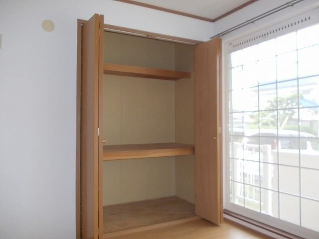 メゾン梅の郷Ａの収納