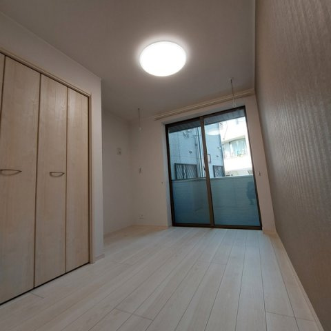 シャルールの寝室