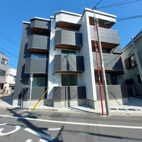 シャルールの外観