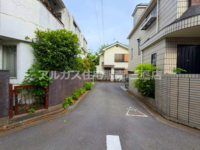 中央線 三鷹駅 15分 売地 武蔵野市関前1丁目の前面道路含む現地写真
