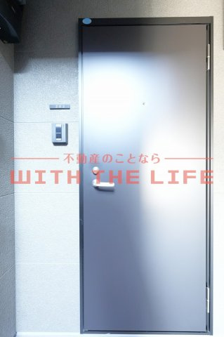 La Kasa野中町【キャッシュバック対象物件】の玄関|明るい玄関です