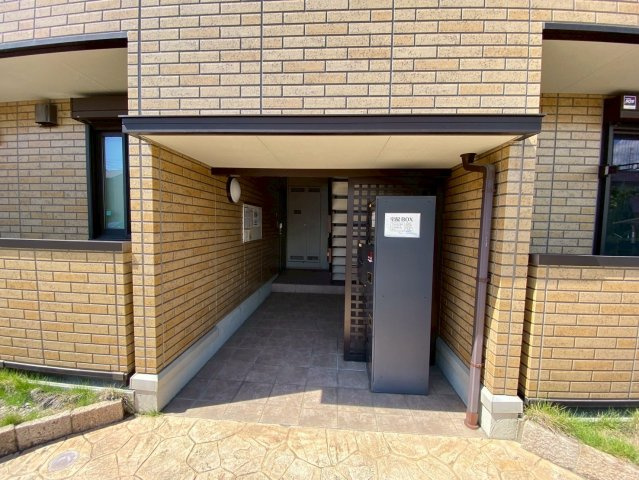 スウィート松本のエントランス