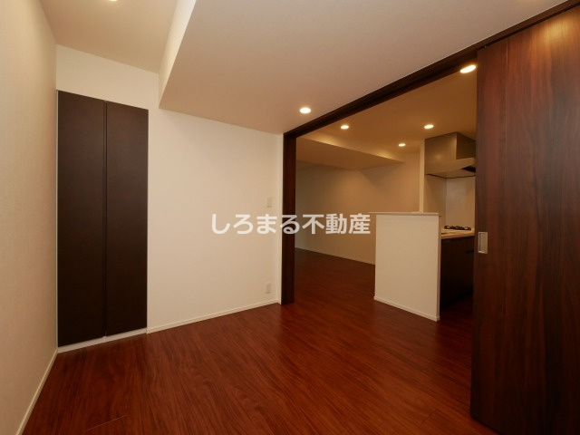 RJR堺筋本町タワーの洋室