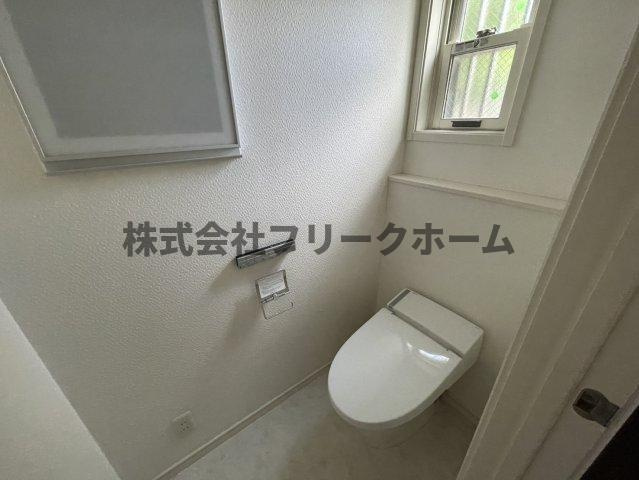 小金井市緑町５丁目のアパートのトイレ