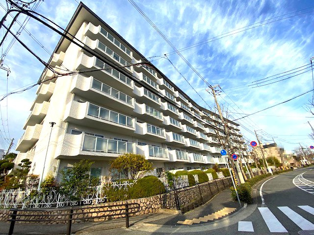 ローズハイツ芦屋(オーナーチェンジ)の外観