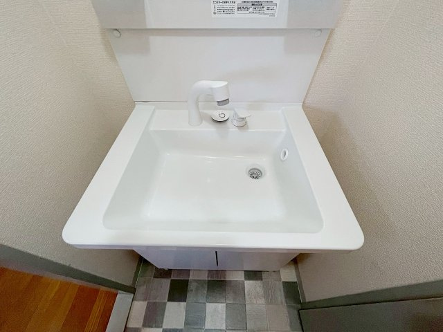 ガーデンハイツ山本の洗面所|コンパクトで使いやすい洗面所