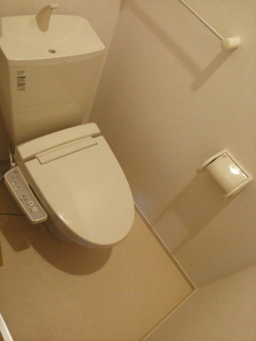 【トイレ】 | ピュア・キララ　Ａ | コンパクトで使いやすいトイレです