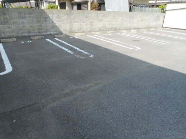 【駐車場】 | フォレスタ・高松　Ⅰ | 駐車場があります