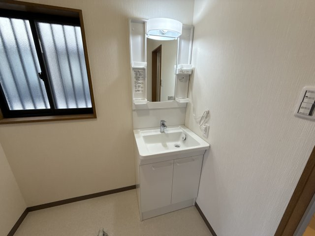 飾磨区中島二丁目戸建の洗面所