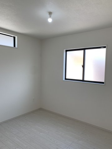 神戸市西区伊川谷町有瀬期　新築戸建の洋室