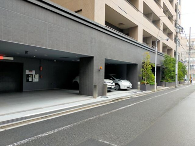 【駐車場】 | ザ・パークハウス上野