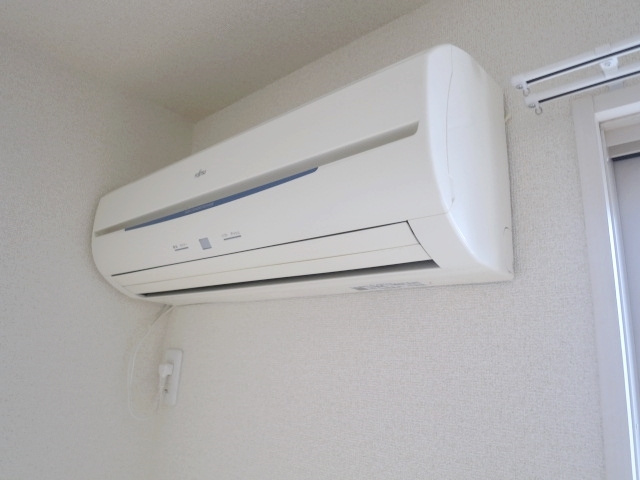 ルフランの設備|エアコン付きなので快適ライフが送れます♪