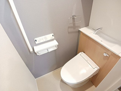 【トイレ】 | グリーン　フラット　Ａ | トイレです