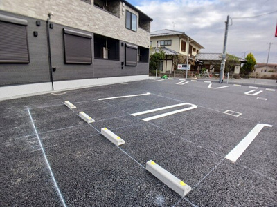 【駐車場】 | ブリッサ　パラシオ | カースペースがあります