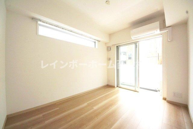 blue palette浦安の居間・リビング