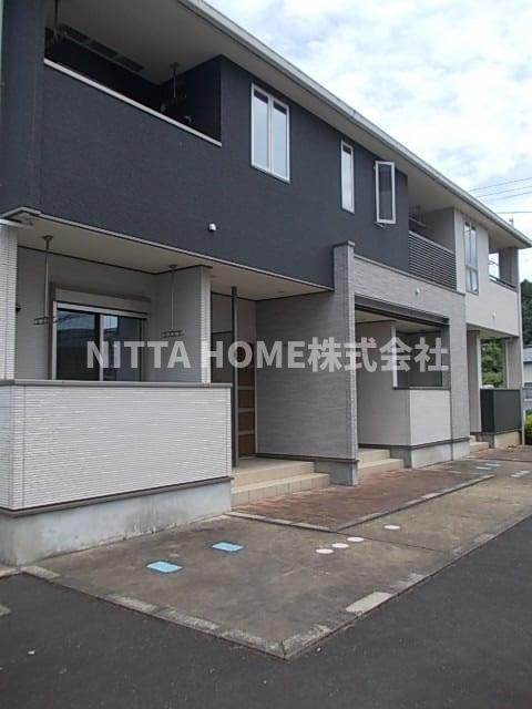 綾部市下八田町中溝のアパートのエントランス|清潔感のあるエントランスです(^O^)