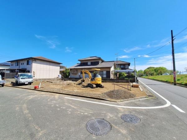 AG-HOUSE　三佐　B棟の前面道路含む現地写真|前面道路含む現地（2026年4月撮影）