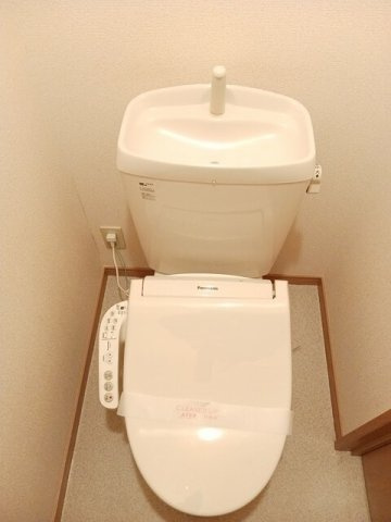 ソレイユＳ１のトイレ|落ち着いたトイレです