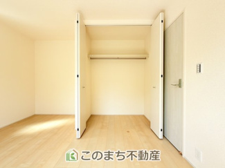 【収納】 | LiveleGarden.S　下野烏ケ森　 | 各居室に収納付で住みやすさにこだわっています♪
