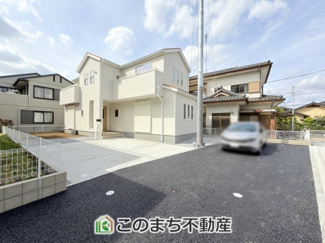 【前面道路含む現地写真】 | LiveleGarden.S　下野烏ケ森　 | 前面道路☆