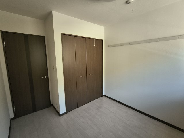 ファイニーの洋室