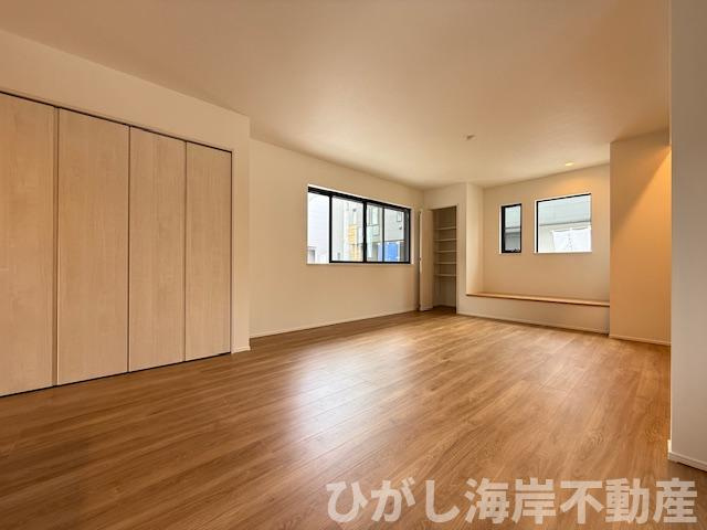 茅ケ崎市松林１丁目　新築戸建　全31区画の居間・リビング|18.2帖　LDK