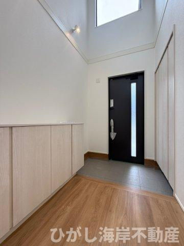 茅ケ崎市松林１丁目　新築戸建　全31区画の玄関|玄関