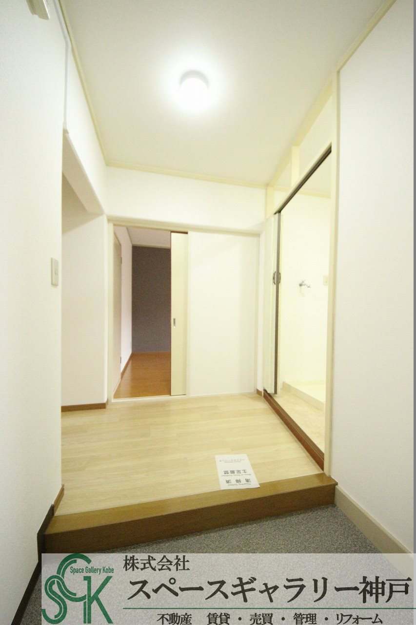 グリーンヒル名谷の玄関|※お部屋により仕様が異なる場合があります※