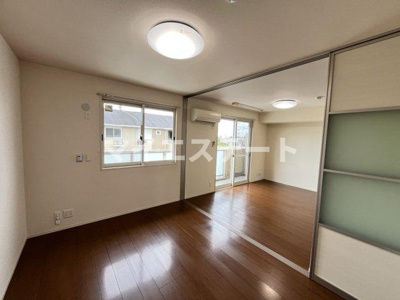 【洋室】 | ライジングサン西宮 B棟 | 別部屋写真使用