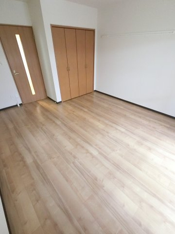 WATOLE 院内の洋室