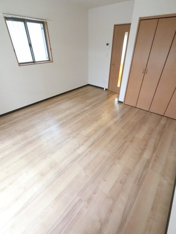 WATOLE 院内の洋室
