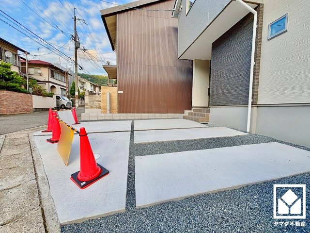 伏見区醍醐柿原町　2期　1号地の駐車場