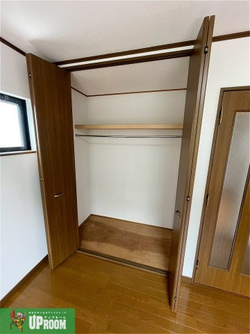 クォール丸山Aの玄関