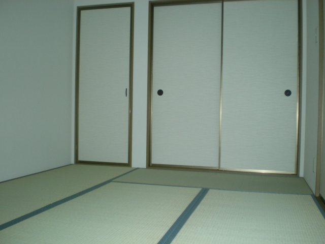 【和室】 | メルベイユT | 和室、ちょっとしたくつろぎスペースにいかがでしょうか
