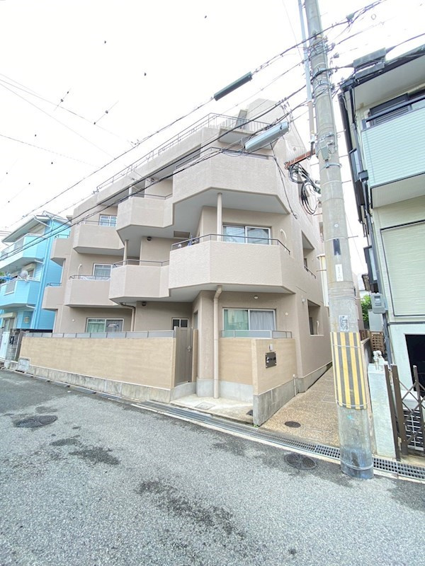 アプリーレ御影の外観