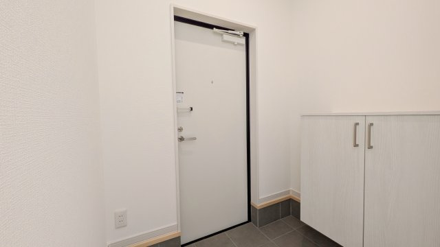 【玄関】