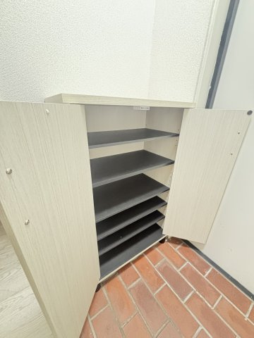 東園田マンション（東園田町5丁目）の収納