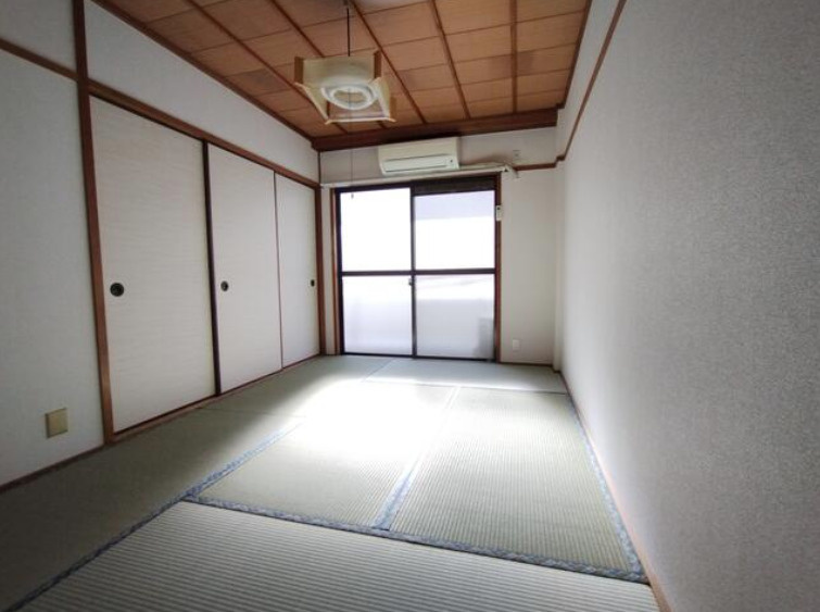 東園田マンション（東園田町5丁目）の和室