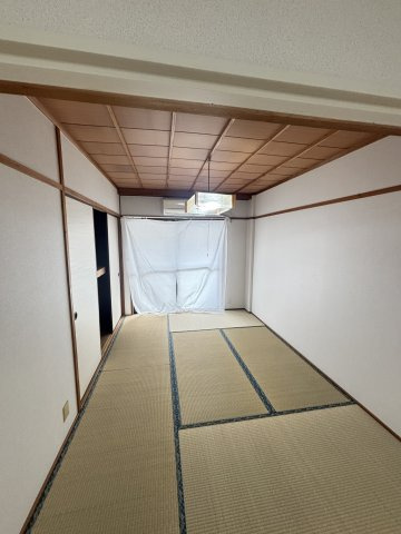 東園田マンション（東園田町5丁目）の寝室