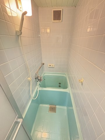 東園田マンション（東園田町5丁目）の浴室