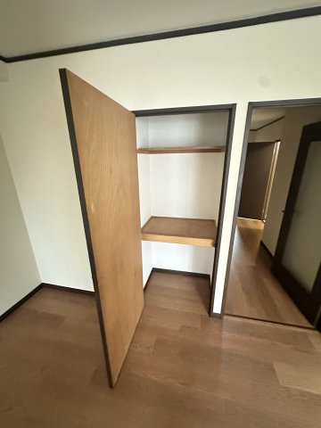 グランドステータス清川ビルの収納