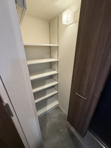 グランセジュール大国町の収納